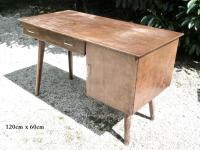 Bureau hetre et contreplaque contemporain de Jean Prouve.JPG